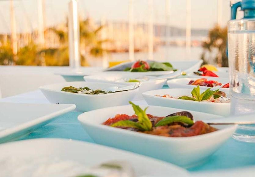 Akkan Hotel Marina (Adults Only) Bodrum Exterior foto